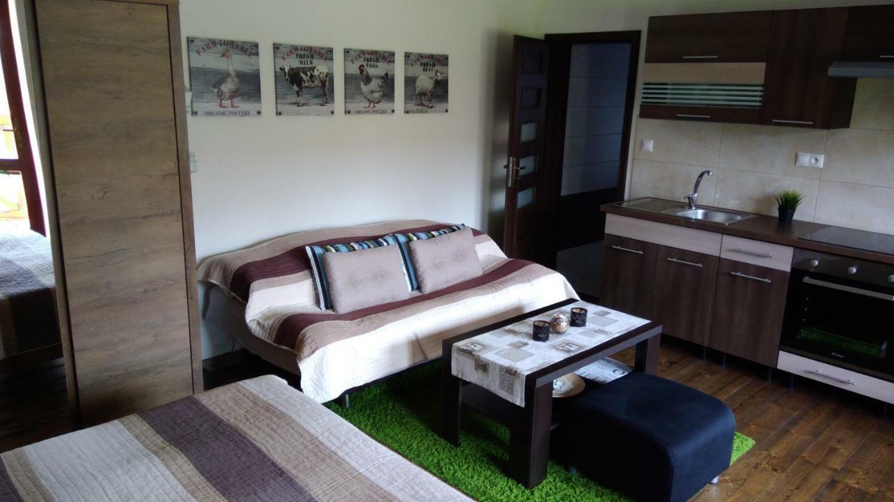 Apartman Route 18 Liptovský Mikuláš Екстериор снимка